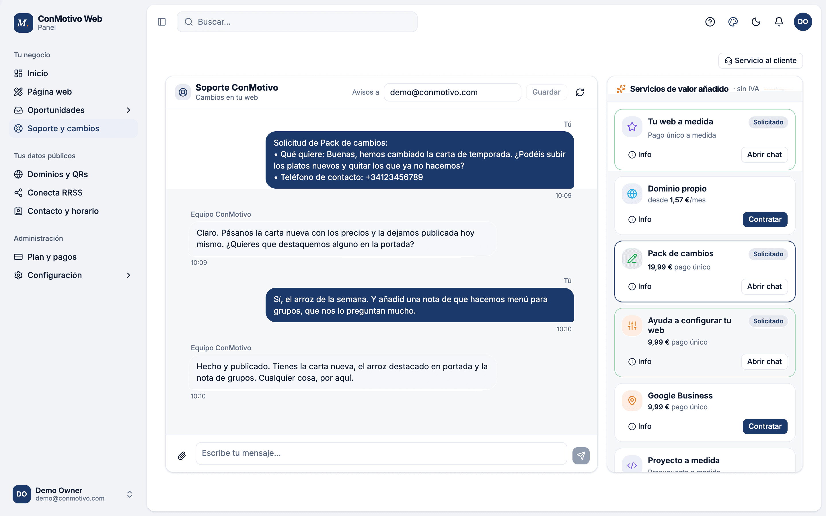 El chat de soporte de Con Motivo para pedir cambios en tu web y que te los dejen listos